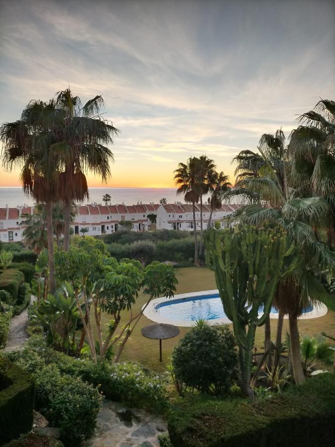 Appartement Met Zeezicht En Vlakbij Het Strand Manilva Exterior photo