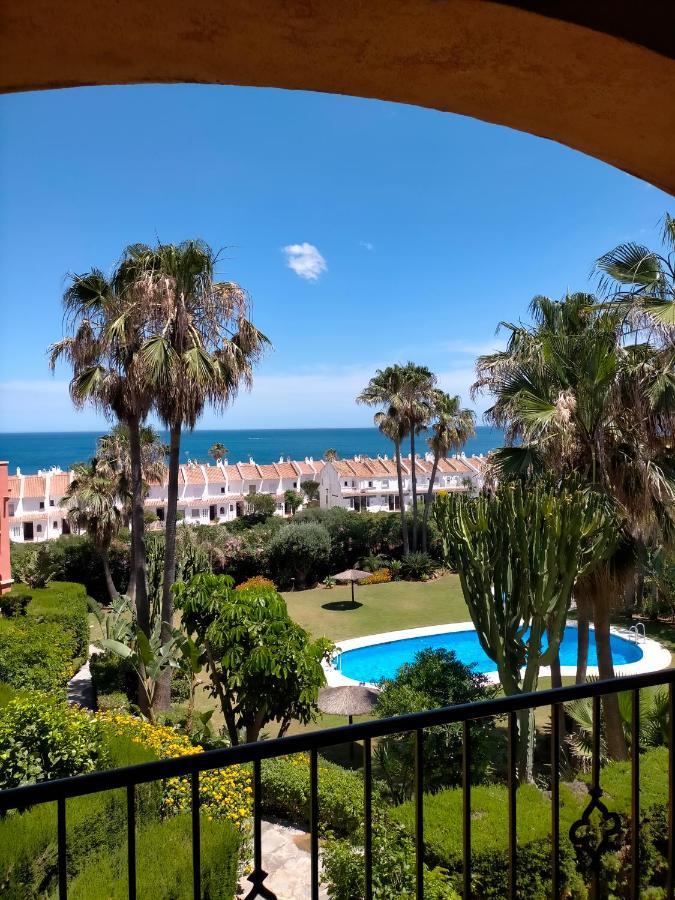 Appartement Met Zeezicht En Vlakbij Het Strand Manilva Exterior photo