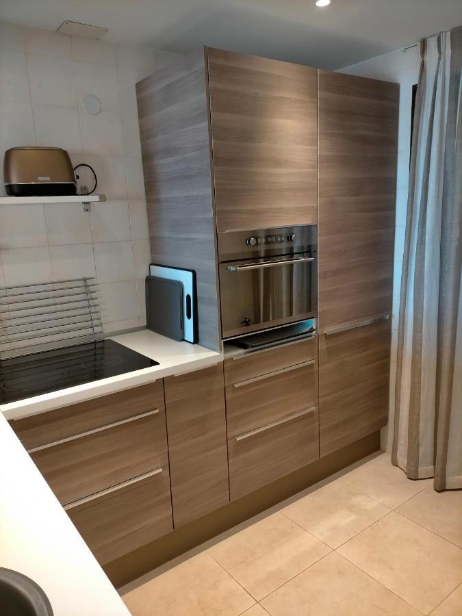 Appartement Met Zeezicht En Vlakbij Het Strand Manilva Exterior photo